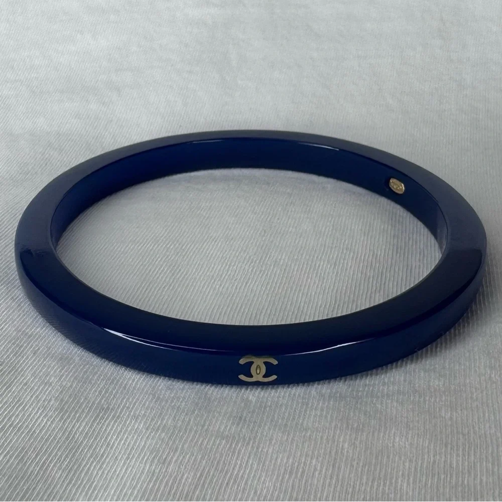 RARE Chanel Blue & Black Bangle Set - Picture 5 of 15